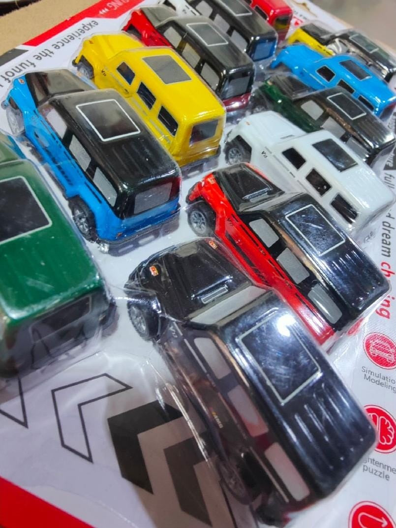 1:64 Scale Pack of 12 Mercedes Benz AMG Tin Metal Body Car Jeep Pull Back Die Cast Model