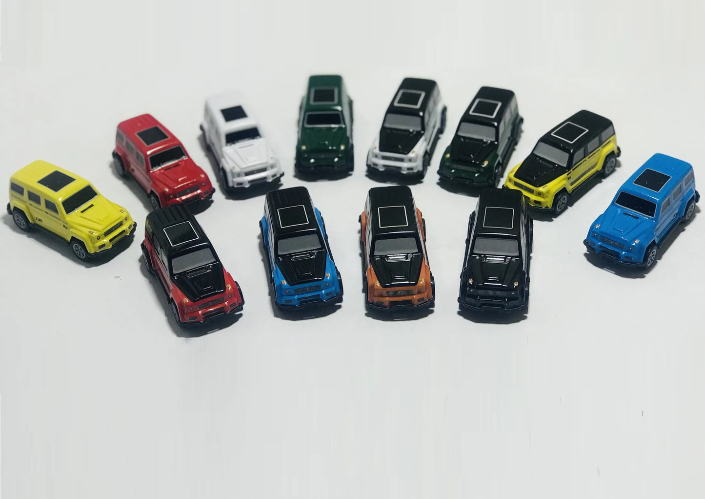 1:64 Scale Pack of 12 Mercedes Benz AMG Tin Metal Body Car Jeep Pull Back Die Cast Model