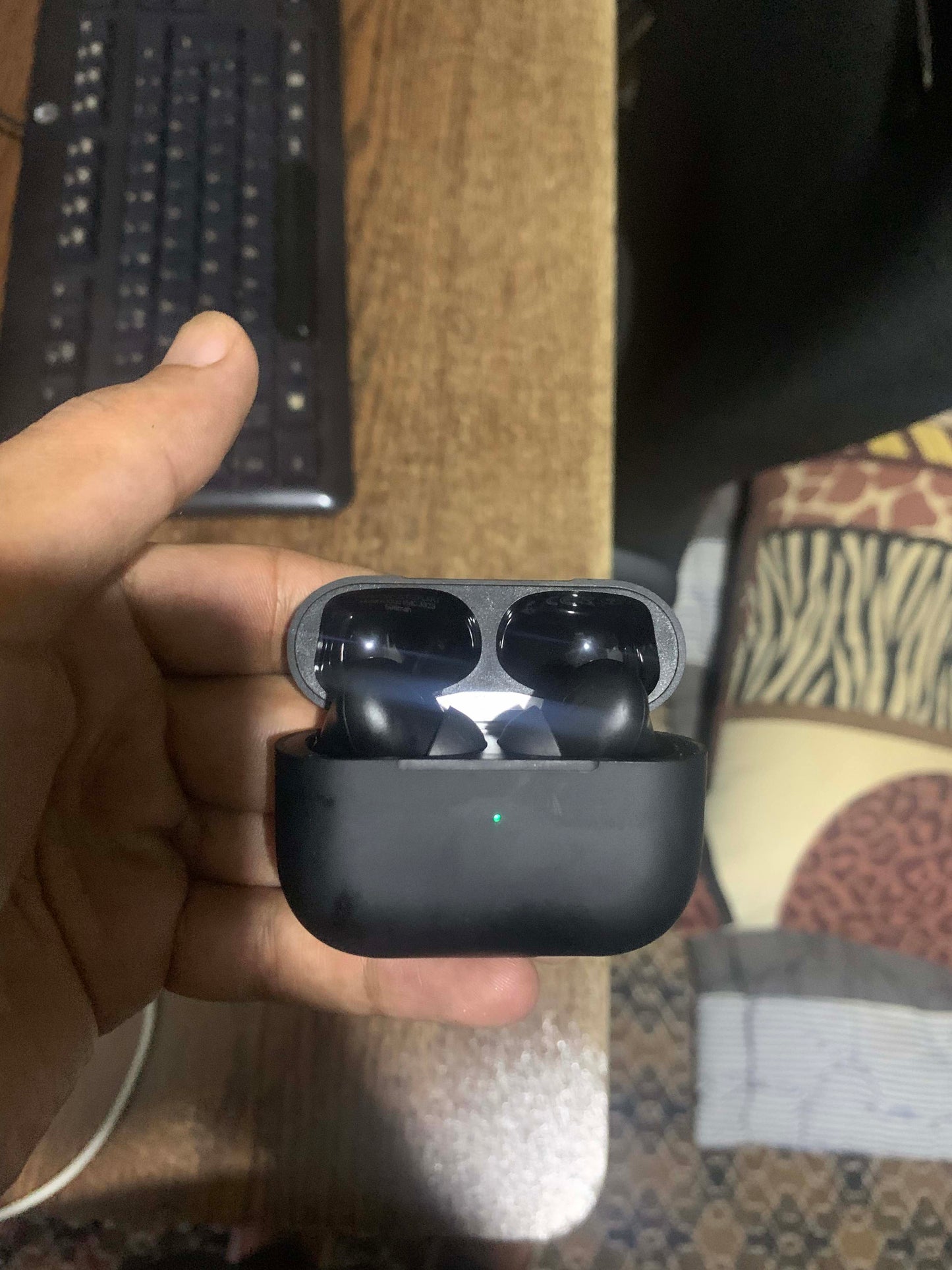 Best Quality AirPods Pro Black, long battery, Bluetooth handsfree For Android and iPhone
