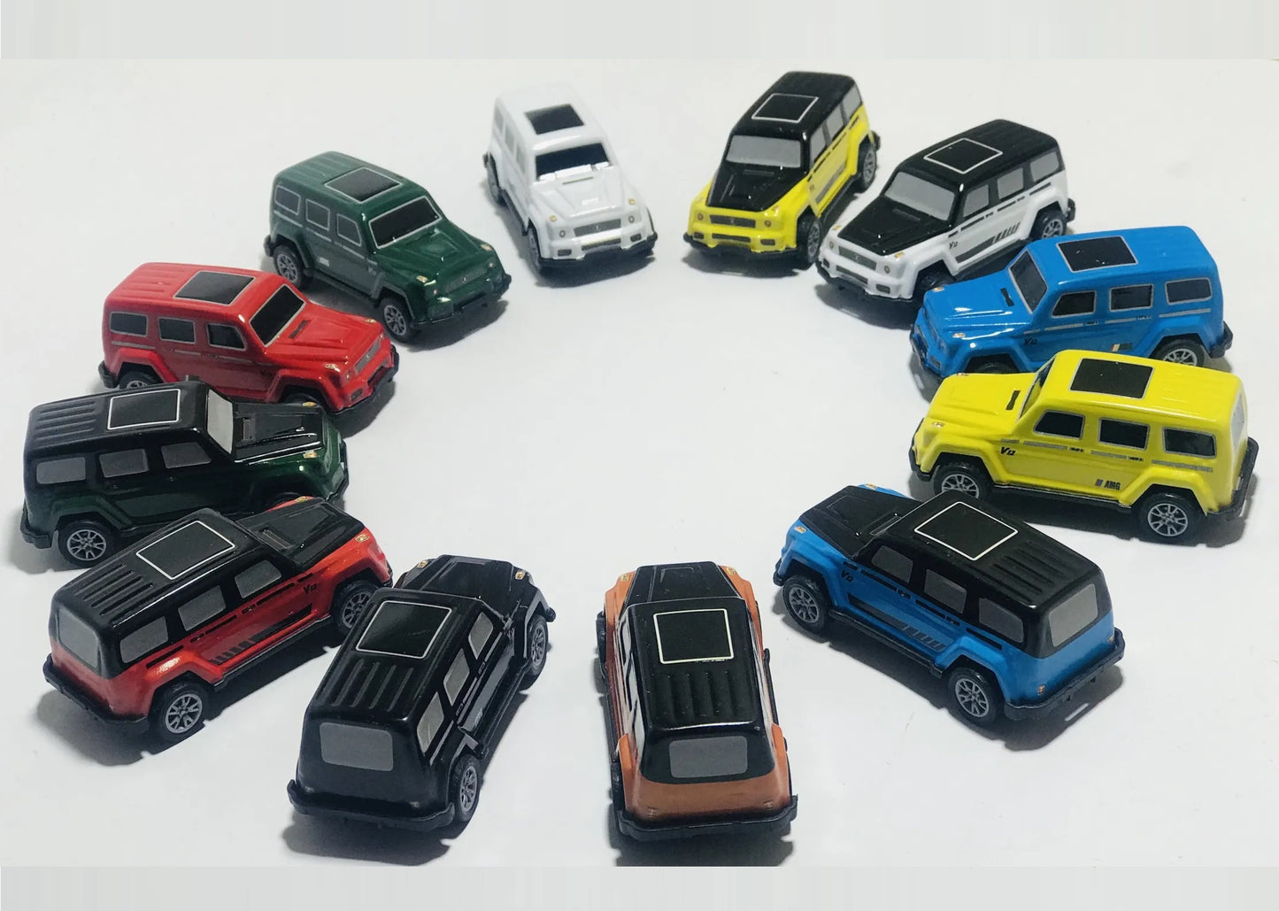 1:64 Scale Pack of 12 Mercedes Benz AMG Tin Metal Body Car Jeep Pull Back Die Cast Model